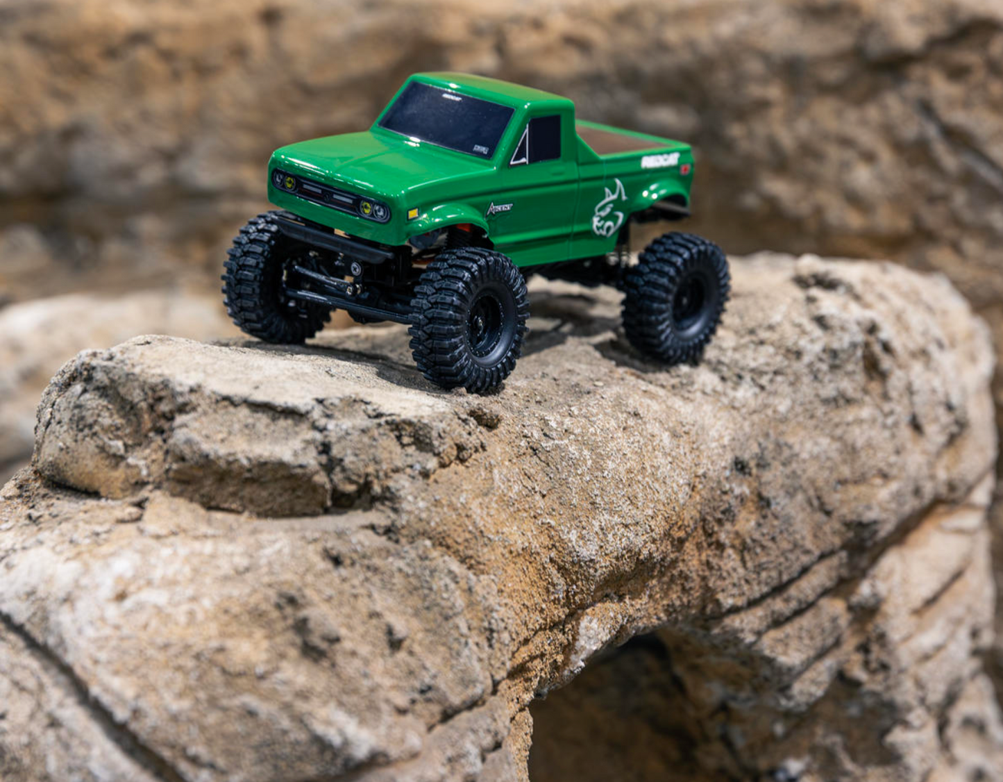 Redcat Ascent-32 V2 1/32 4WD RTR Rock Crawler (Green) w/2.4GHz Radio, Battery & Charger